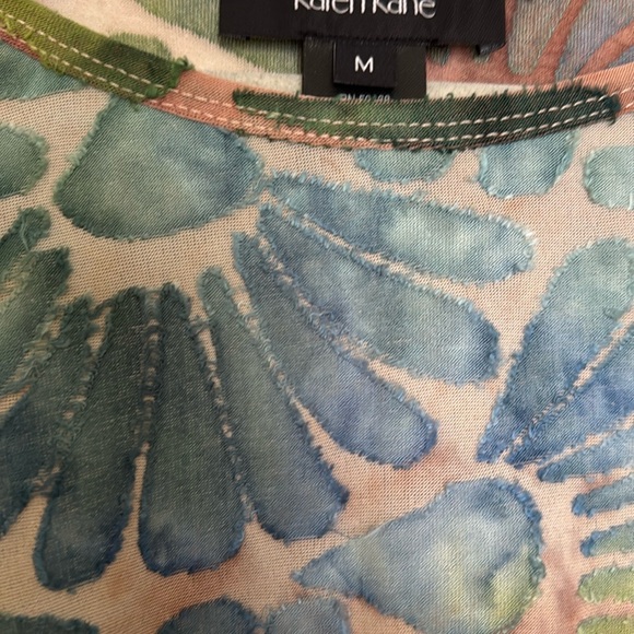 Karen Kane Blue and Green Graphic 3/4 Sleeve Tunic - Picture 2 of 8